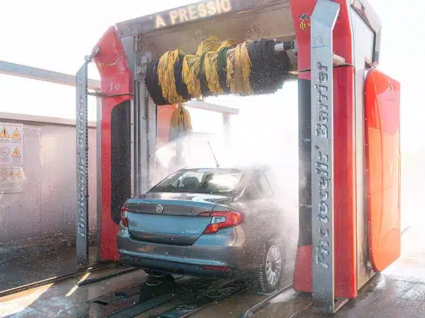 Autolavaggio-con-rulli-piu-vicino-a-Ferrara-Vigarano-Mainarda