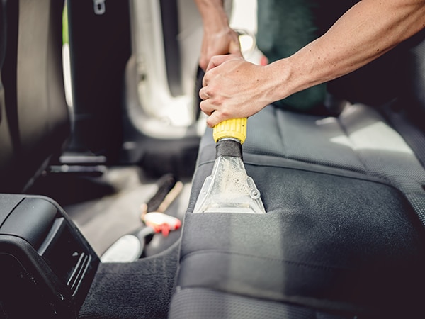 car-detailing-a-ferrara